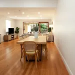 Coogee Rest